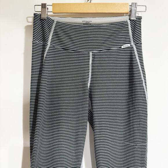 PATAGONIA Baselayer Leggings Women Medium Capilene Lightweight Polartec Black - Picture 3 of 5